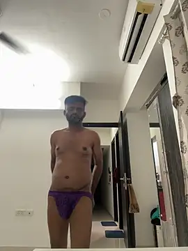 Snapshot of HIMSEXY chatting on 03/03/25, 01:42 HIMSEXY online show from 03/03/25, 01:42