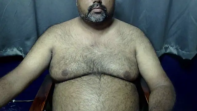 Snapshot of hairysubcub_70 chatting on 05/09/26, 08:08 hairysubcub 70 online show from 05/09/26, 08:08