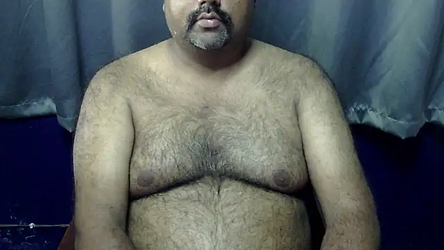 Snapshot of hairysubcub_70 chatting on 06/14/26, 09:22 hairysubcub 70 online show from 06/14/26, 09:22