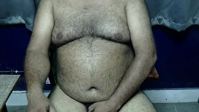 Snapshot of hairysubcub_70 chatting on 06/20/26, 06:33 hairysubcub 70 online show from 06/20/26, 06:33