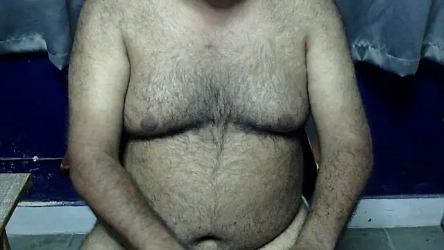 Snapshot of hairysubcub_70 chatting on 06/28/26, 06:36 hairysubcub 70 online show from 06/28/26, 06:36