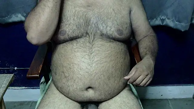 Snapshot of hairysubcub_70 chatting on 07/22/26, 04:54 hairysubcub 70 online show from 07/22/26, 04:54