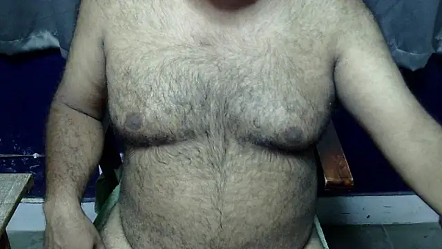 Snapshot of hairysubcub_70 chatting on 07/23/26, 04:16 hairysubcub 70 online show from 07/23/26, 04:16