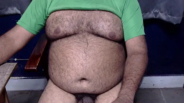 Snapshot of hairysubcub_70 chatting on 07/28/26, 12:48 hairysubcub 70 online show from 07/28/26, 12:48