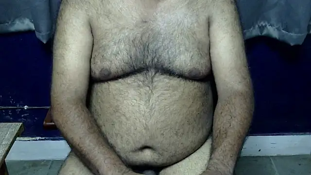 Snapshot of hairysubcub_70 chatting on 07/30/26, 04:28 hairysubcub 70 online show from 07/30/26, 04:28