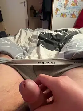 Tomi2244 online show from 12/16/25, 05:40