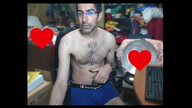 Snapshot of Gsmile1 chatting on 01/04/25, 04:32 Gsmile1 online show from 01/04/25, 04:32