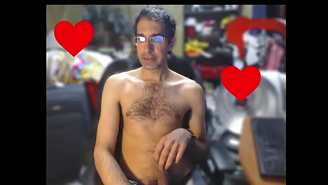 Snapshot of Gsmile1 chatting on 02/15/25, 10:31 Gsmile1 online show from 02/15/25, 10:31