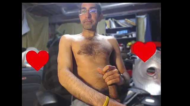 Snapshot of Gsmile1 chatting on 03/05/25, 05:08 Gsmile1 online show from 03/05/25, 05:08