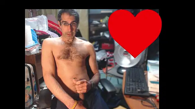 Snapshot of Gsmile1 chatting on 01/31/26, 10:52 Gsmile1 online show from 01/31/26, 10:52