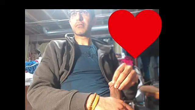 Snapshot of Gsmile1 chatting on 04/03/26, 06:28 Gsmile1 online show from 04/03/26, 06:28