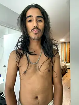 Snapshot of jrrichforever chatting on 11/08/25, 07:41 jrrichforever online show from 11/08/25, 07:41