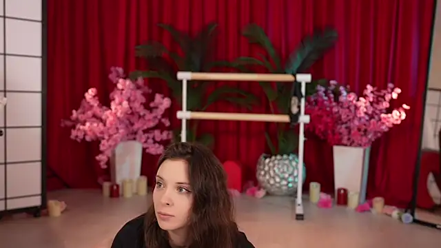 KittyCaitlin online show from 03/21/25, 07:57