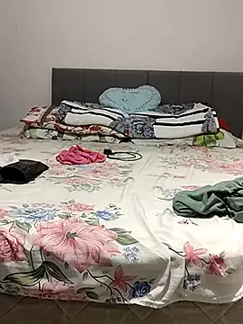 NeydeHotWife online show from 03/18/25, 11:09