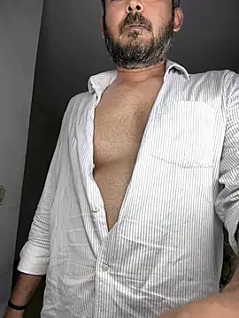Snapshot of Spicy_aryan chatting on 05/19/26, 03:51 Spicy aryan online show from 05/19/26, 03:51
