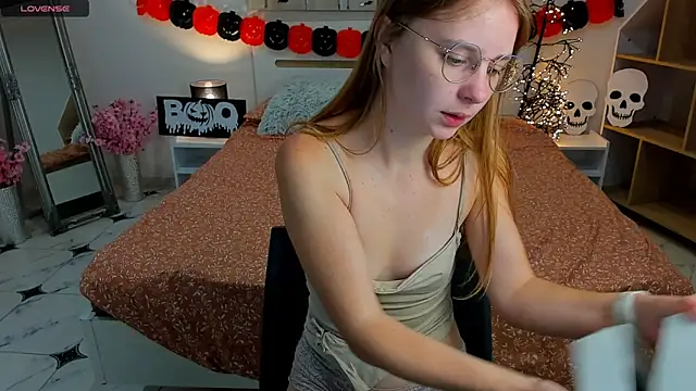 CharmedDoll online show from 10/18/25, 12:28