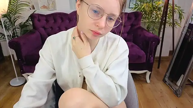 CharmedDoll online show from 04/28/26, 06:29