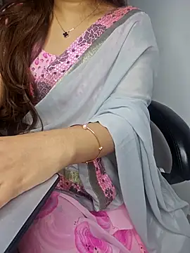 aliyaah singh online show from 03/19/25, 08:43