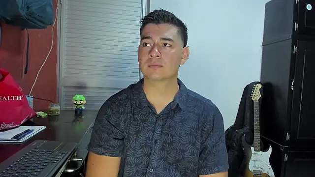 Snapshot of VincentSavage chatting on 02/04/26, 08:14 VincentSavage online show from 02/04/26, 08:14