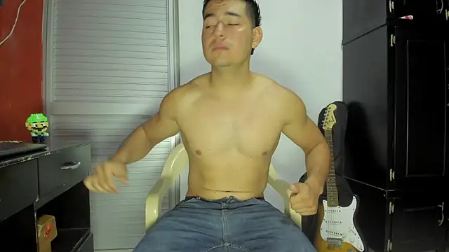 Snapshot of VincentSavage chatting on 02/13/26, 08:27 VincentSavage online show from 02/13/26, 08:27