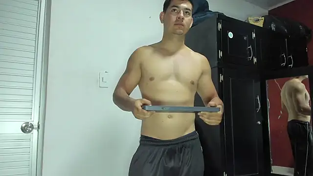 Snapshot of VincentSavage chatting on 02/27/26, 05:13 VincentSavage online show from 02/27/26, 05:13