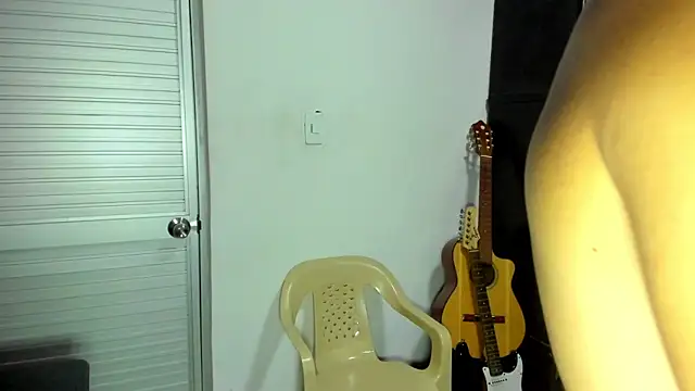 Snapshot of VincentSavage chatting on 04/01/26, 07:31 VincentSavage online show from 04/01/26, 07:31