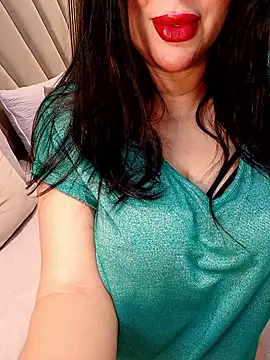 Snapshot of Queen_sousou chatting on 01/08/26, 10:56 Queen sousou online show from 01/08/26, 10:56