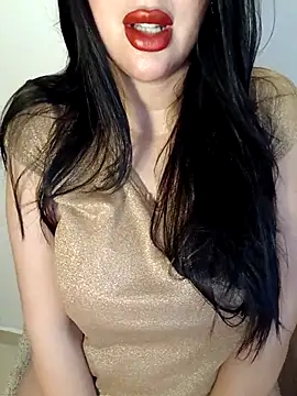 Snapshot of Queen_sousou chatting on 01/17/26, 12:32 Queen sousou online show from 01/17/26, 12:32