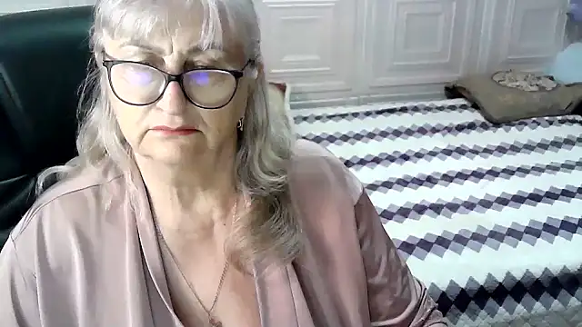 LolkaAlyss online show from 11/26/25, 02:01