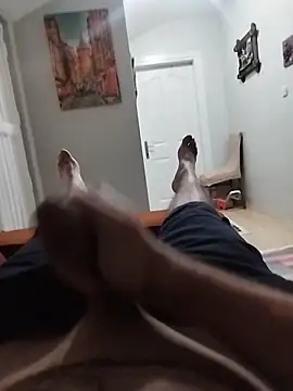 Snapshot of Aykut1990 chatting on 11/04/25, 04:50 Aykut1990 online show from 11/04/25, 04:50