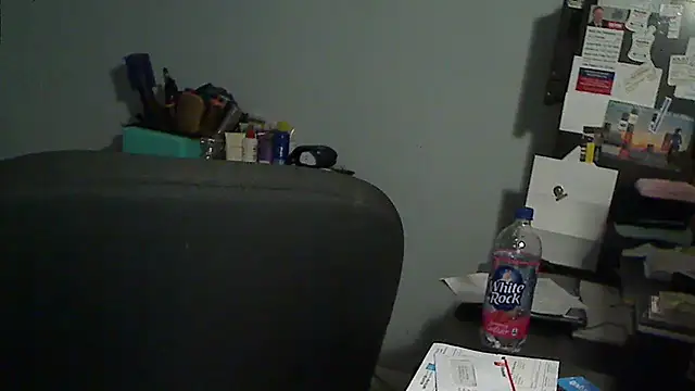 Snapshot of XTRAHORNYONE chatting on 09/13/25, 12:43 XTRAHORNYONE online show from 09/13/25, 12:43