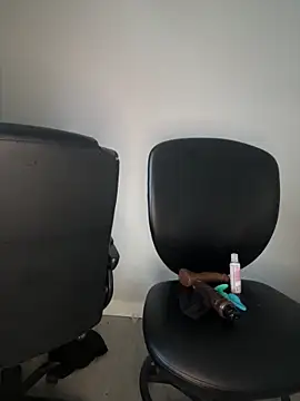 DancingLemonade online show from 05/07/26, 11:32