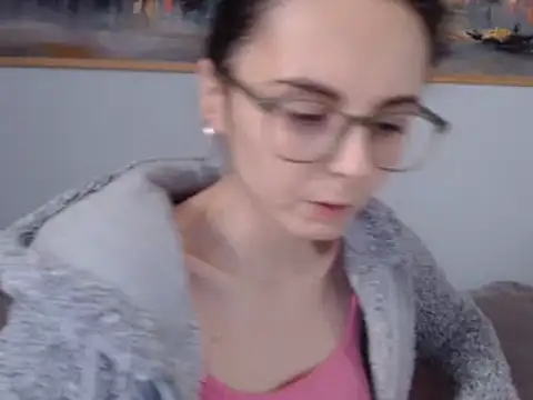 cleophee online show from 02/12/25, 09:52