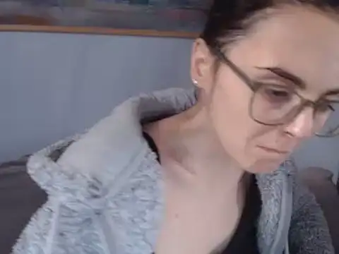 cleophee online show from 02/17/25, 12:48