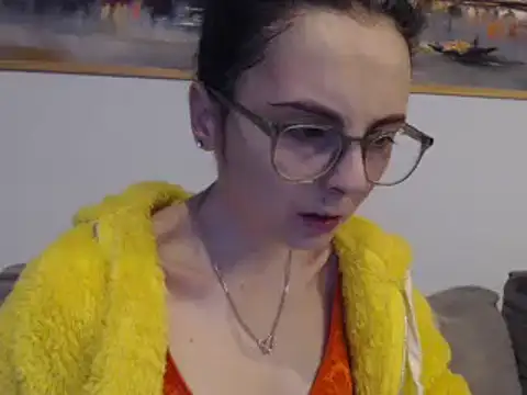 cleophee online show from 02/19/25, 06:44