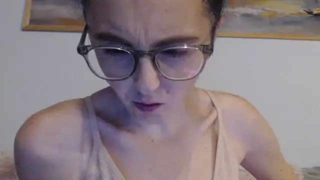 cleophee online show from 10/13/25, 05:40