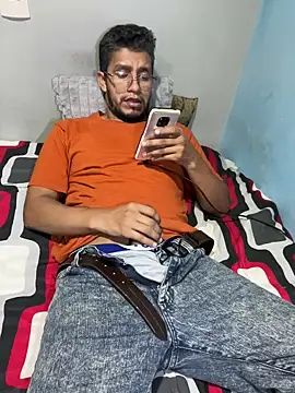 Snapshot of Darkdickhard chatting on 10/12/25, 04:11 Darkdickhard online show from 10/12/25, 04:11
