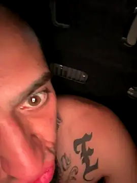 Snapshot of Exclusivenutxxx chatting on 11/02/25, 05:04 Exclusivenutxxx online show from 11/02/25, 05:04