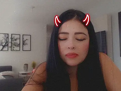 Snapshot of Aleska__Bell chatting on 09/15/25, 03:01 Aleska Bell online show from 09/15/25, 03:01