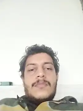 Snapshot of dzboy1994 chatting on 09/21/25, 11:34 dzboy1994 online show from 09/21/25, 11:34