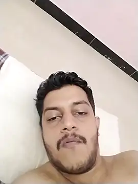 Snapshot of dzboy1994 chatting on 12/02/25, 03:40 dzboy1994 online show from 12/02/25, 03:40