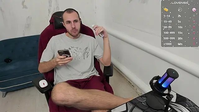 Raamoss online show from 12/25/24, 07:14