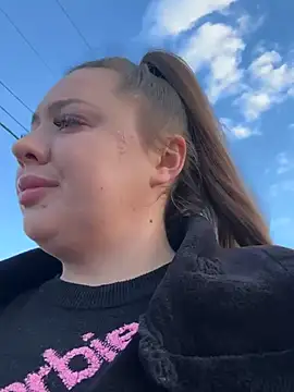 Sara Slow online show from 02/19/25, 01:39