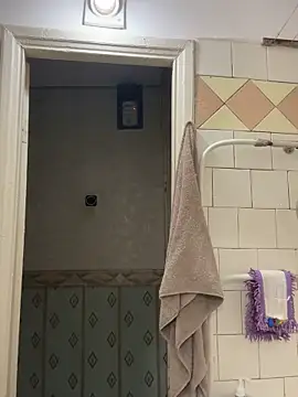 Sara Slow online show from 09/28/25, 01:16