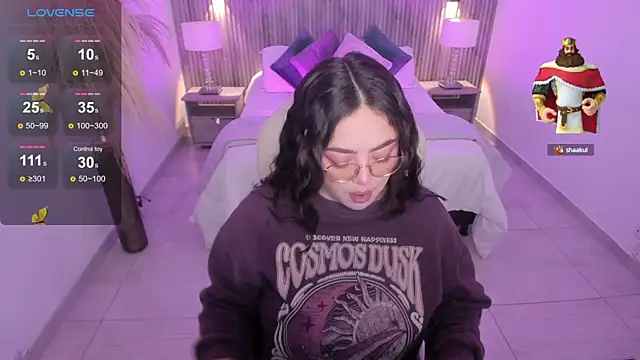 emmy walker online show from 10/11/25, 11:09