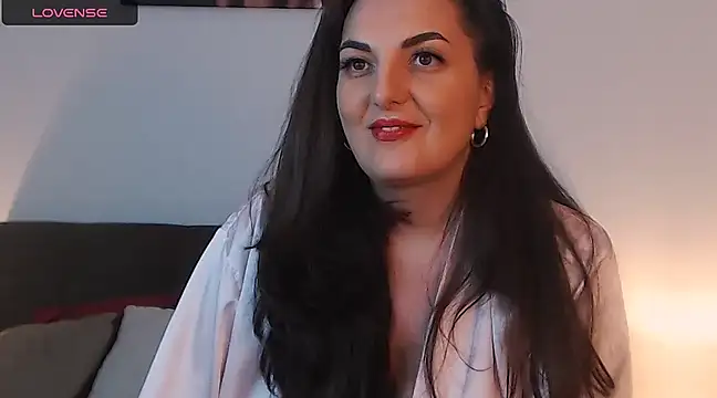 Snapshot of itsyourlady chatting on 12/29/24, 02:31 itsyourlady online show from 12/29/24, 02:31
