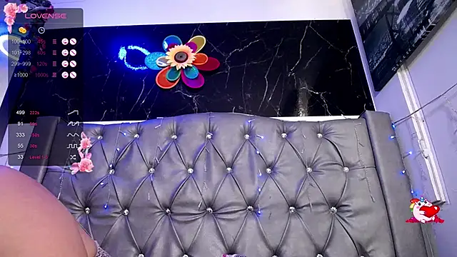 LAILAGUMMY online show from 01/13/25, 04:51