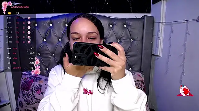 LAILAGUMMY online show from 01/14/25, 10:48