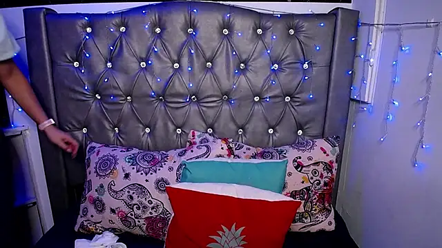 LAILAGUMMY online show from 02/13/25, 11:39