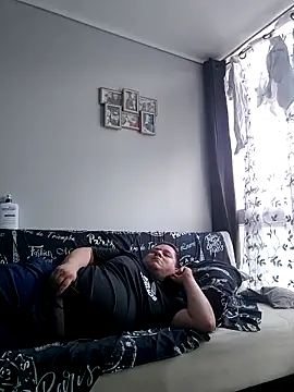 Snapshot of terre0804 chatting on 12/13/25, 11:10 terre0804 online show from 12/13/25, 11:10